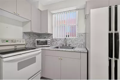 199 SW 12th Ave #415B, Miami, FL 33130 - Photo 16