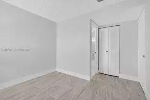 199 SW 12th Ave, Miami, FL 33130 - Photo 30