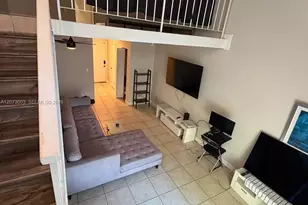 8600 SW 109th Ave, Miami, FL 33173 - Photo 8