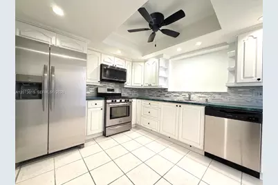 11641 NW 42nd St, Sunrise, FL 33323 - Photo 4
