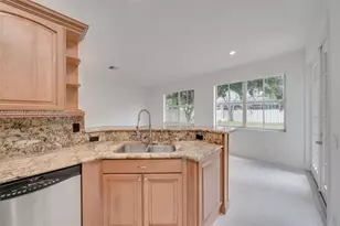 720 Falling Water Rd, Weston, FL 33326 - Photo 28
