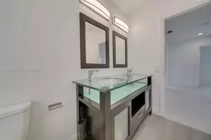 720 Falling Water Rd, Weston, FL 33326 - Photo 8