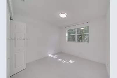 720 Falling Water Rd #720, Weston, FL 33326 - Photo 16
