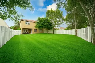 720 Falling Water Rd, Weston, FL 33326 - Photo 40