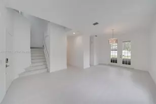 720 Falling Water Rd, Weston, FL 33326 - Photo 12