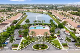 8881 W 35th Ln, Hialeah, FL 33018 - Photo 28