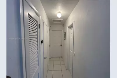 571 SW 29th Ter, Fort Lauderdale, FL 33312 - Photo 14