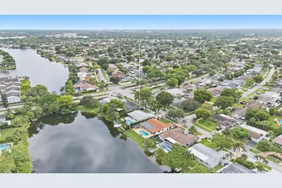 1721 NW 114th Ave, Pembroke Pines, FL 33026 - Photo 46