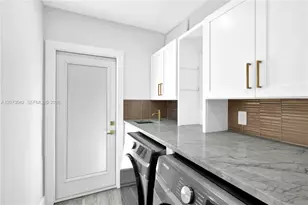 1566 NE 174th St, North Miami Beach, FL 33162 - Photo 14
