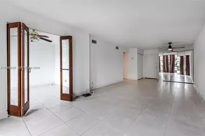 2000 Atlantic Shores Blvd #107, Hallandale Beach, FL 33009 - Photo 10