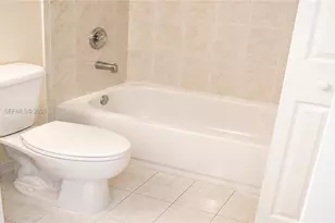 6630 NW 114 Th Av, Doral, FL 33178 - Photo 30