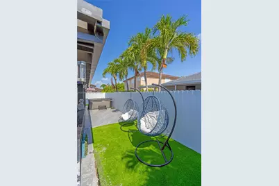 10279 SW 227th Ln, Cutler Bay, FL 33190 - Photo 28