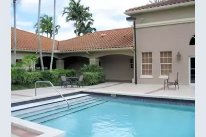 18304 NW 68th Ave #N, Hialeah, FL 33015 - Photo 28
