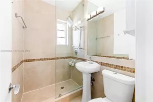 1000 Meridian Ave, Miami Beach, FL 33139 - Photo 12