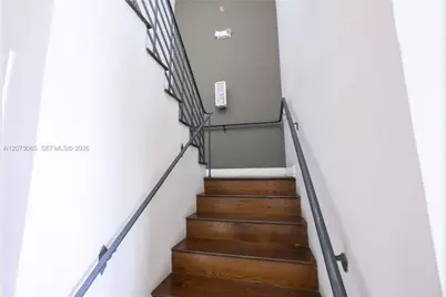 1000 Meridian Ave #8, Miami Beach, FL 33139 - Photo 22