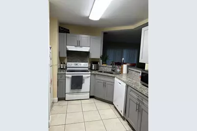 3433 NW 44th St #105, Oakland Park, FL 33309 - Photo 4