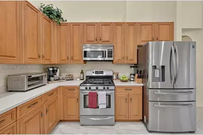 13845 NW 20th St, Pembroke Pines, FL 33028 - Photo 18