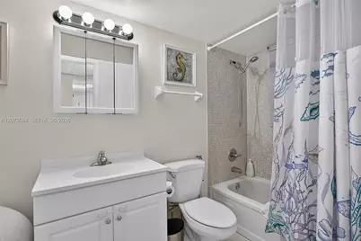 [Address not provided], Oakland Park, FL 33309 - Photo 12