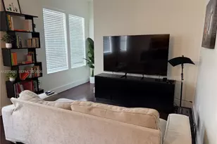 737 Jefferson Ave, Miami Beach, FL 33139 - Photo 2