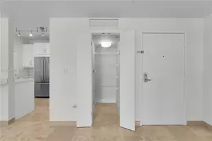 1 Century Ln, Miami Beach, FL 33139 - Photo 26