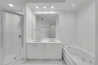 1 Century Ln #202, Miami Beach, FL 33139 - Photo 18
