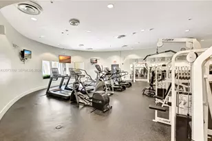 5600 Collins Ave, Miami Beach, FL 33140 - Photo 30