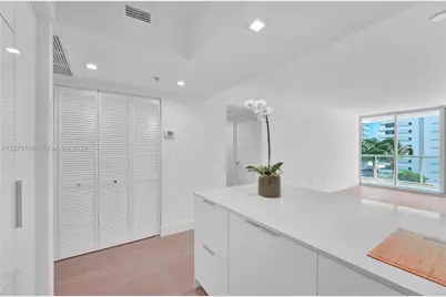 5600 Collins Ave #6A, Miami Beach, FL 33140 - Photo 8