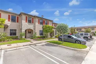 24887 SW 113th Pl, Homestead, FL 33032 - Photo 2