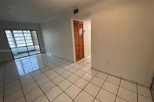 9729 Hammocks Blvd, Miami, FL 33196 - Photo 12