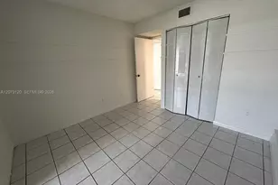 9729 Hammocks Blvd, Miami, FL 33196 - Photo 16
