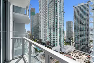 1060 Brickell Ave, Miami, FL 33131 - Photo 16