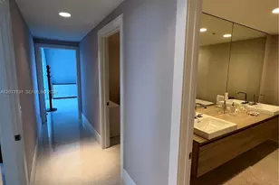 17301 Biscayne Blvd, North Miami Beach, FL 33160 - Photo 10