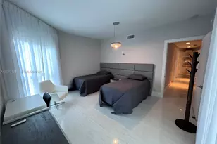 17301 Biscayne Blvd, North Miami Beach, FL 33160 - Photo 4