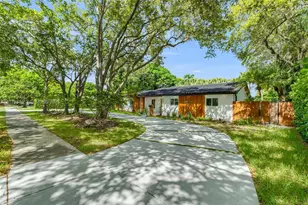 15321 SW 82nd Ave, Palmetto Bay, FL 33157 - Photo 2