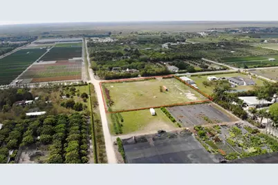 22135 SW 260th St, Homestead, FL 33031 - Photo 8