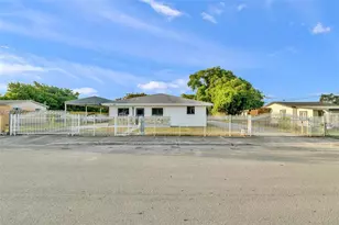 11815 SW 222nd St, Miami, FL 33170 - Photo 2