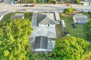 11815 SW 222nd St, Miami, FL 33170 - Photo 42