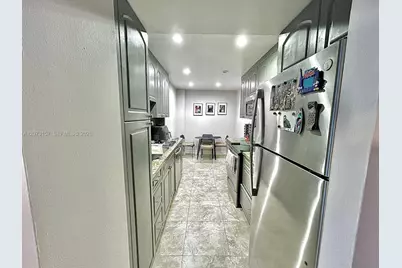 3800 Hillcrest Dr #315, Hollywood, FL 33021 - Photo 6