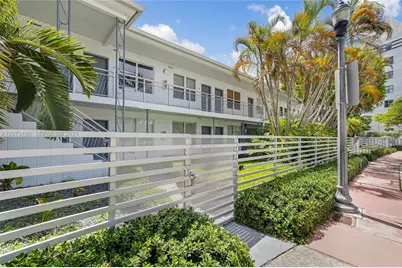 2445 Lake Pancoast Dr #4, Miami Beach, FL 33140 - Photo 22