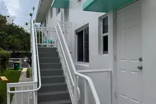 1973 Marseille, Miami Beach, FL 33141 - Photo 20
