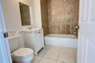 1613 NW 16th Ave, Miami, FL 33125 - Photo 8