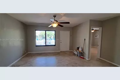 1644 NE 33rd St #B, Oakland Park, FL 33334 - Photo 4