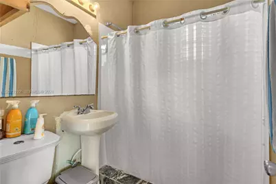 2180 NW 30th St, Miami, FL 33142 - Photo 8