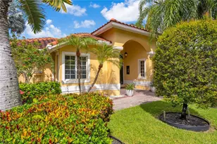 1090 SW 156th Ave, Pembroke Pines, FL 33027 - Photo 2