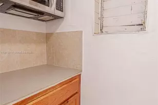 528 SW 21st Ave, Miami, FL 33135 - Photo 10
