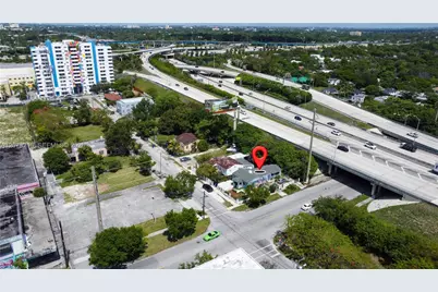 301 NW 37th St #CU1, Miami, FL 33127 - Photo 2