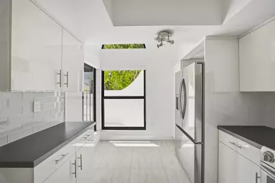 3233 Mary St #4, Coconut Grove, FL 33133 - Photo 8