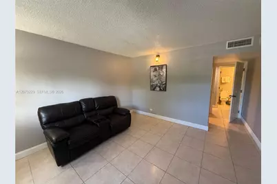 800 NE 195th St #211, Miami, FL 33179 - Photo 24