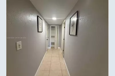 800 NE 195th St #211, Miami, FL 33179 - Photo 16