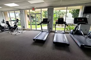 300 Bayview Dr, Sunny Isles Beach, FL 33160 - Photo 32